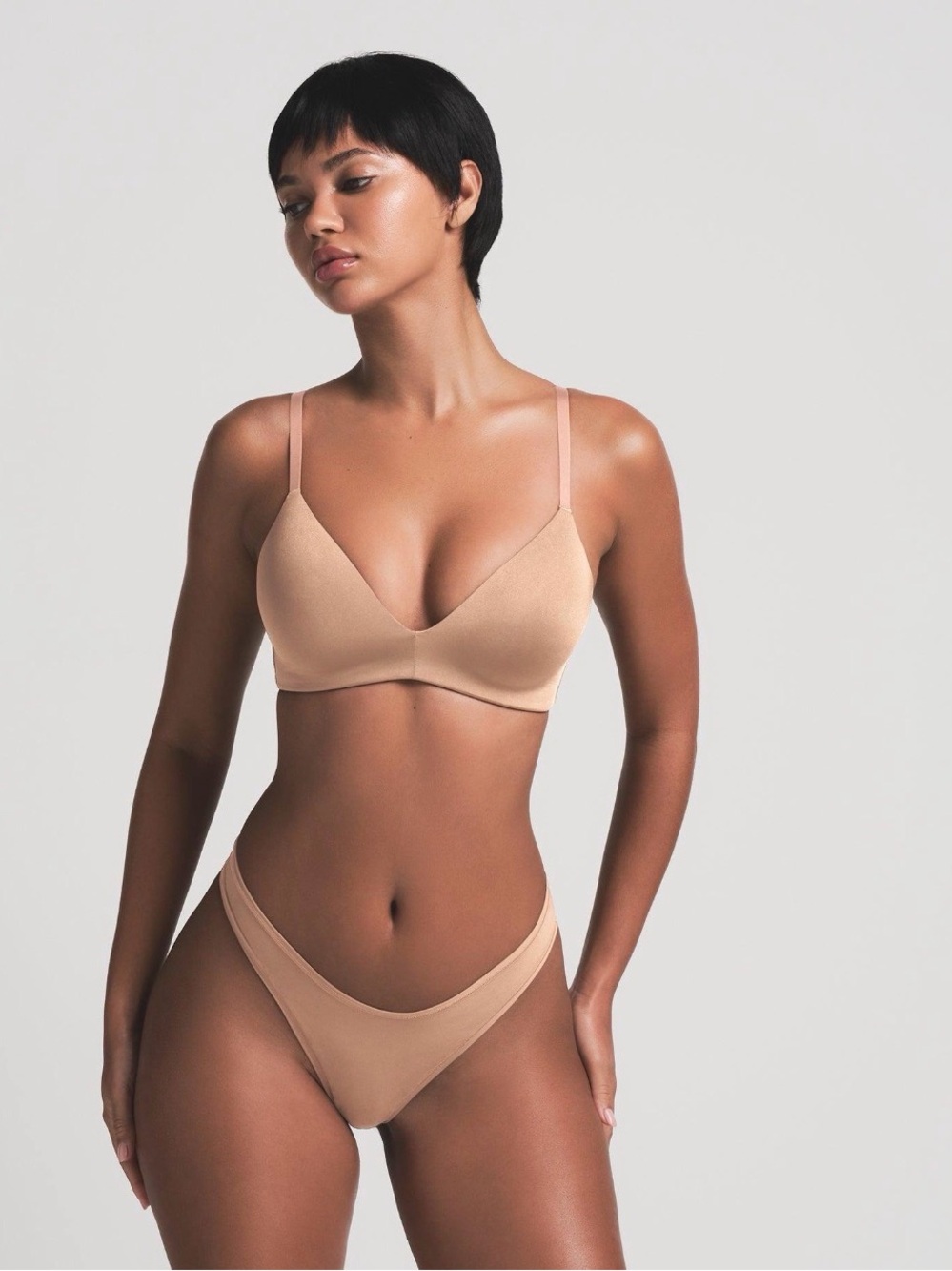 SKIMS Wireless form tee shirt Bra in sienna 34DDD